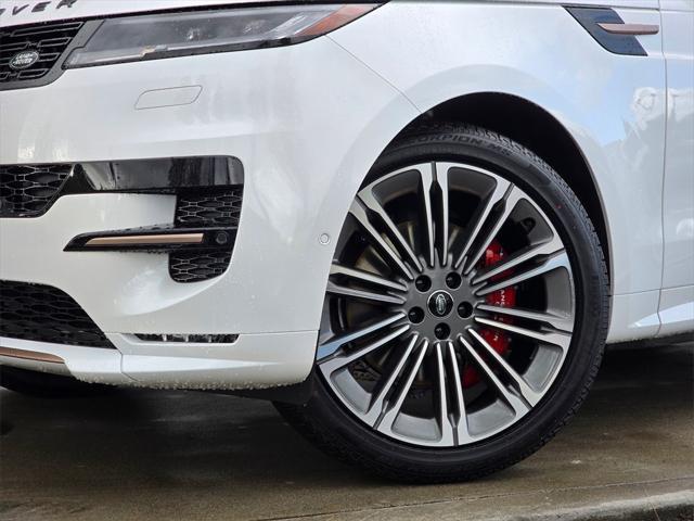 new 2025 Land Rover Range Rover Sport car, priced at $113,855