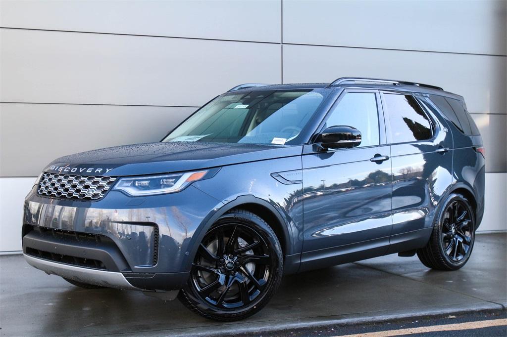 new 2024 Land Rover Discovery car, priced at $68,473