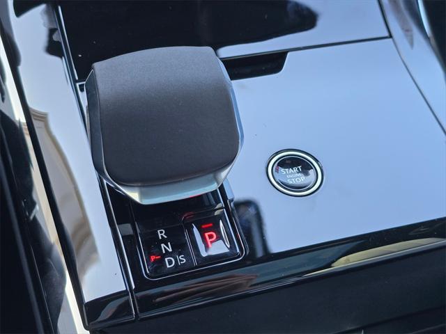 new 2025 Land Rover Range Rover Sport car, priced at $92,220