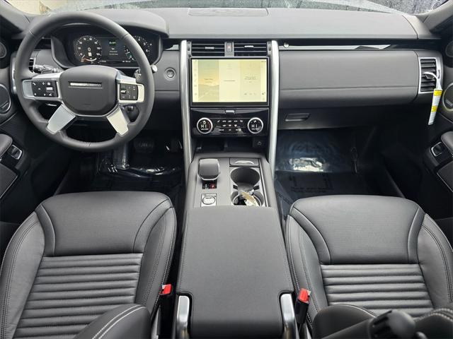 new 2025 Land Rover Discovery car, priced at $74,103