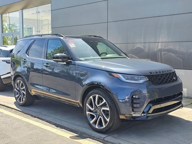 new 2025 Land Rover Discovery car, priced at $72,418