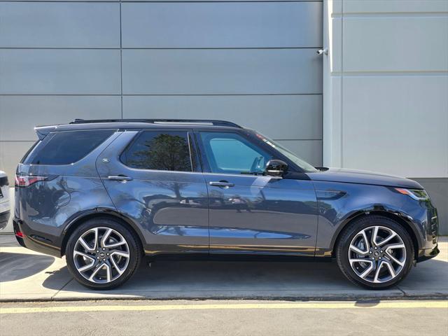 new 2025 Land Rover Discovery car, priced at $72,418