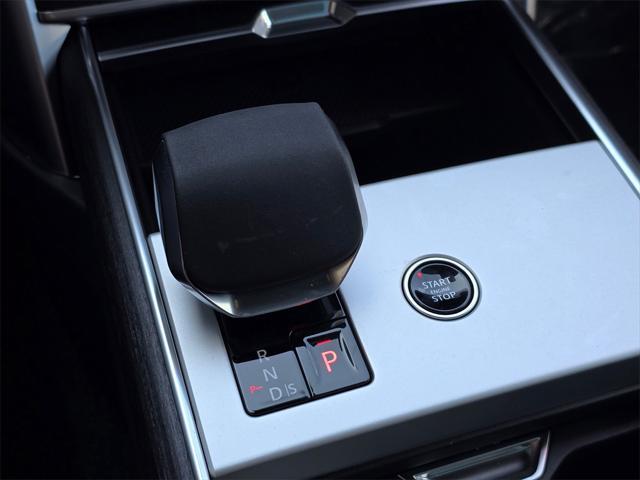 new 2025 Land Rover Range Rover car, priced at $155,275