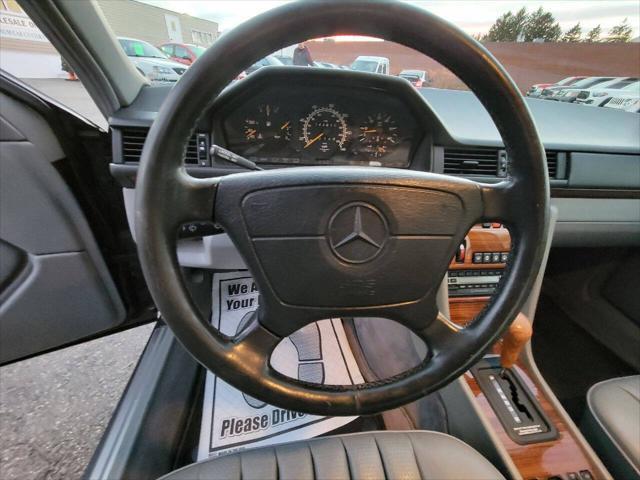 used 1993 Mercedes-Benz S-Class car, priced at $11,995