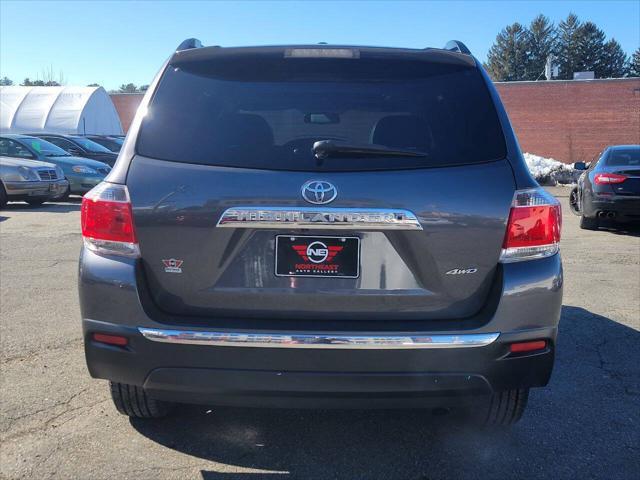 used 2012 Toyota Highlander car, priced at $14,995