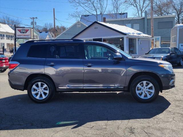 used 2012 Toyota Highlander car, priced at $14,995