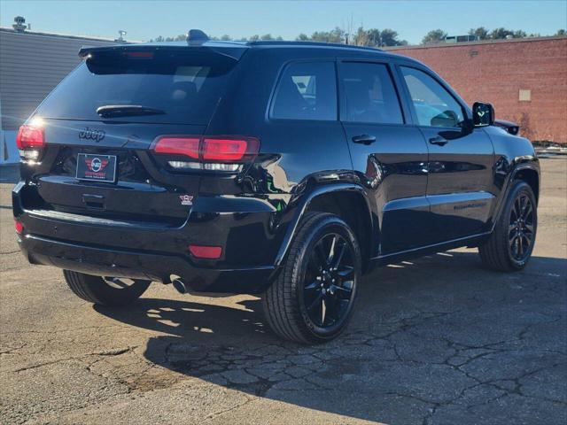 used 2018 Jeep Grand Cherokee car, priced at $17,995