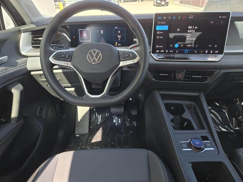 new 2025 Volkswagen Tiguan car, priced at $33,274