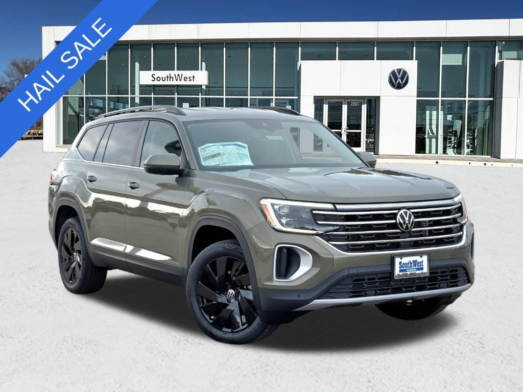 new 2025 Volkswagen Atlas car, priced at $41,556