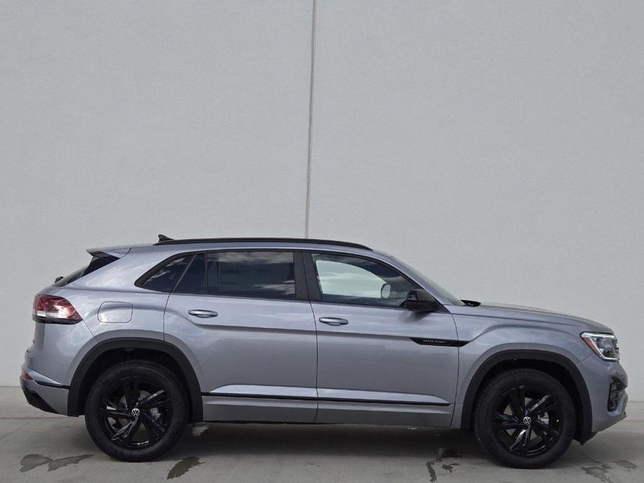 new 2025 Volkswagen Atlas Cross Sport car, priced at $47,498