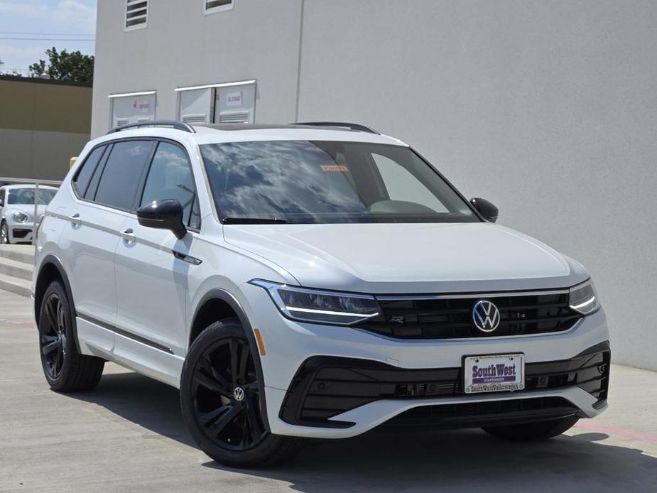 new 2024 Volkswagen Tiguan car, priced at $33,521