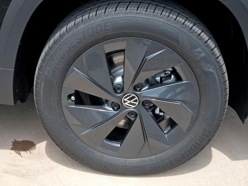 new 2025 Volkswagen Taos car, priced at $26,502
