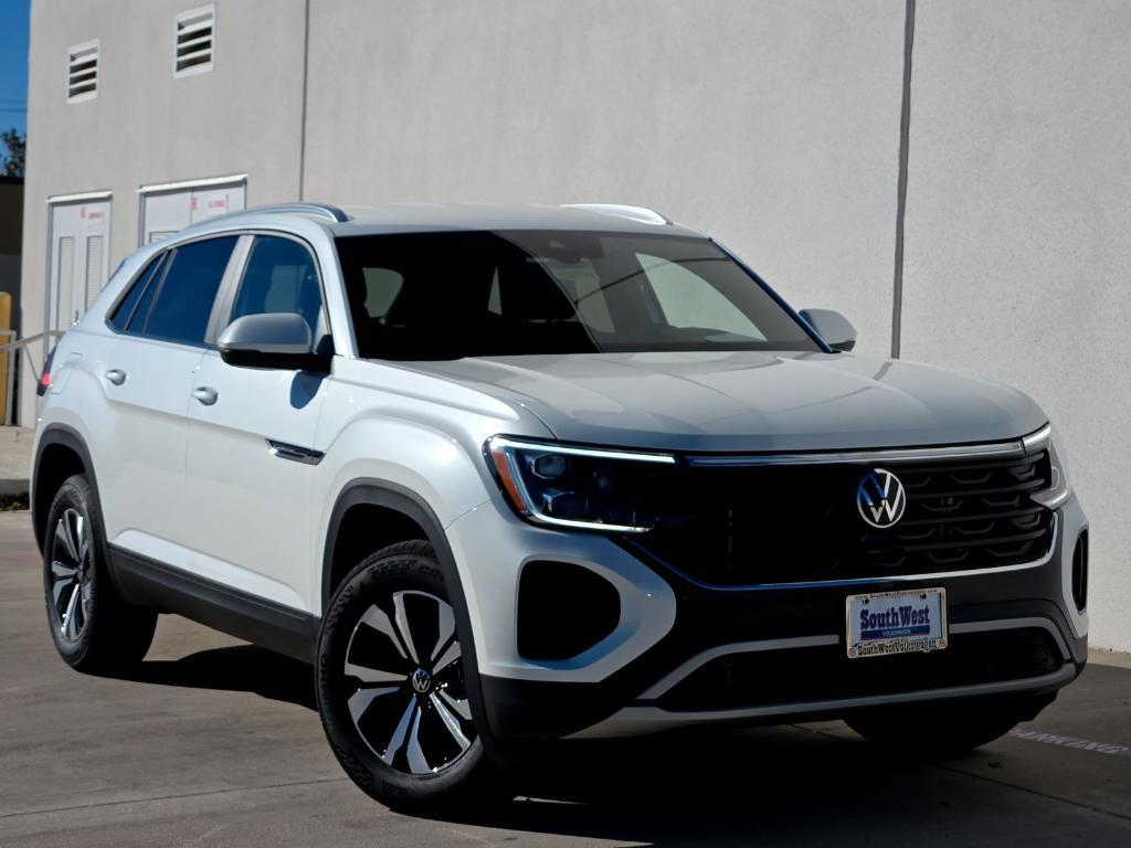 new 2026 Volkswagen Atlas Cross Sport car, priced at $38,868