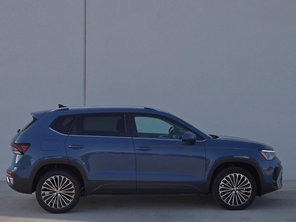 new 2025 Volkswagen Taos car, priced at $29,040