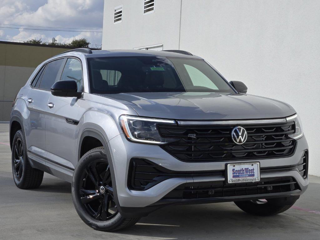 new 2025 Volkswagen Atlas Cross Sport car, priced at $47,998