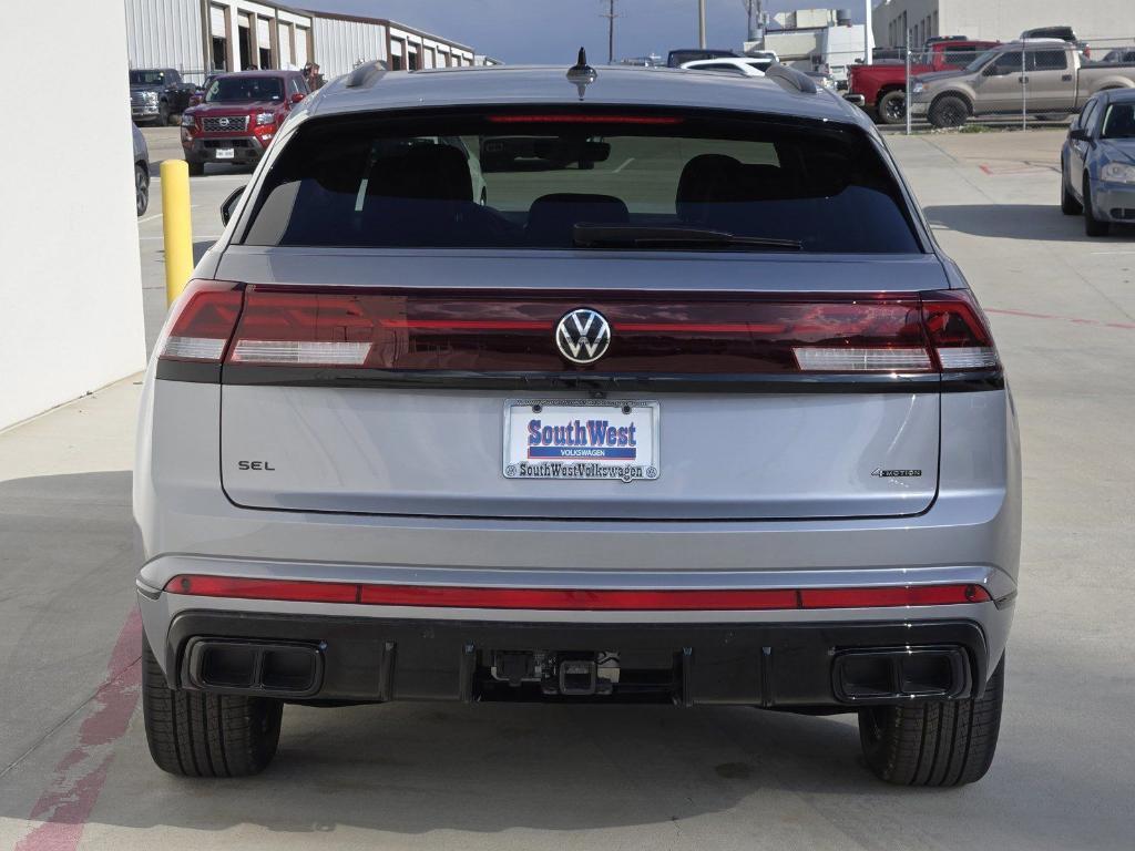 new 2025 Volkswagen Atlas Cross Sport car, priced at $47,998