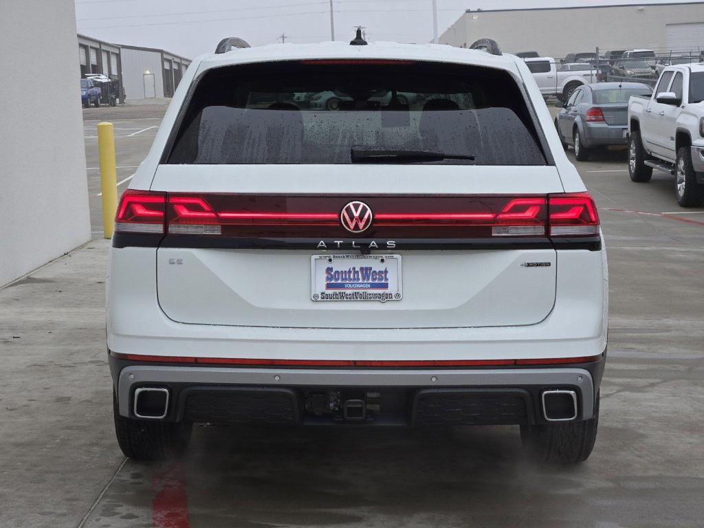 new 2025 Volkswagen Atlas car, priced at $45,971