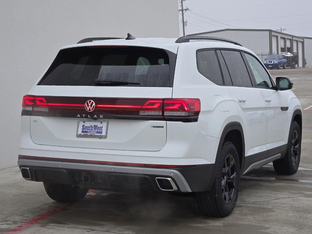 new 2025 Volkswagen Atlas car, priced at $45,971