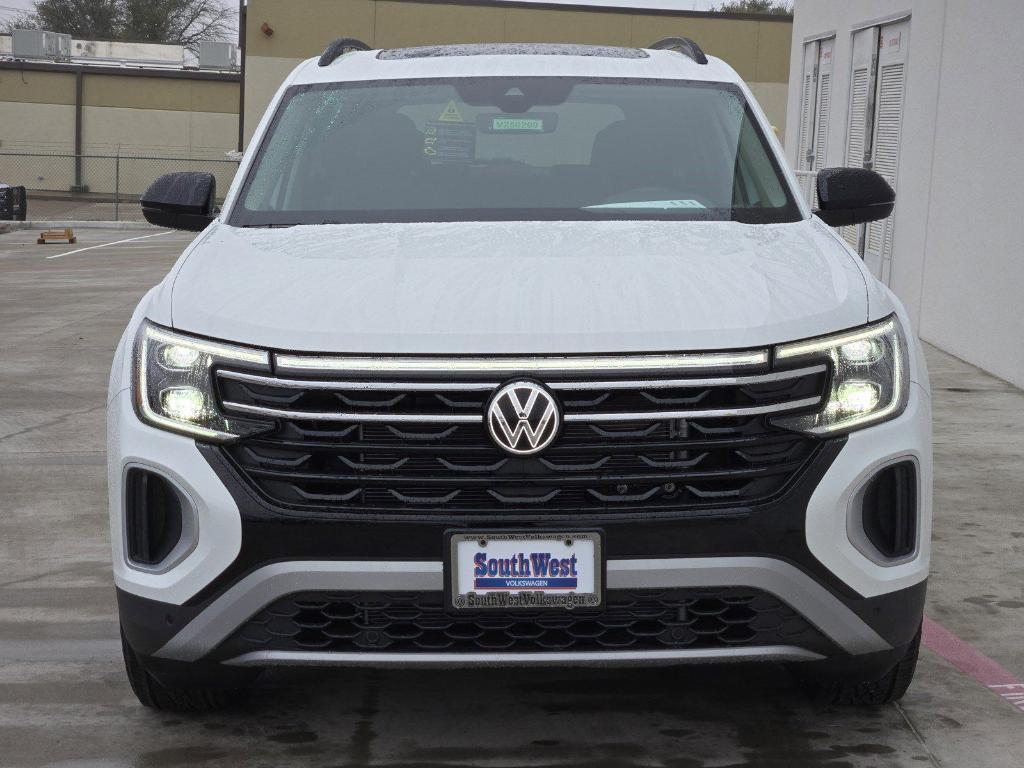 new 2025 Volkswagen Atlas car, priced at $45,971