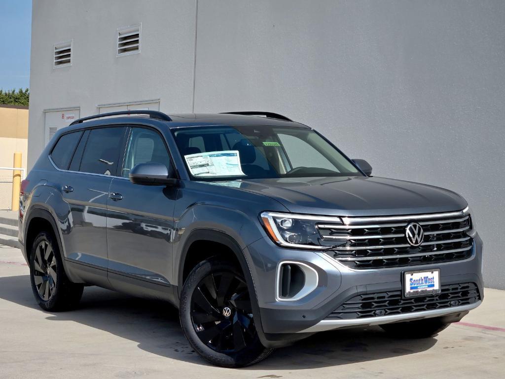 new 2025 Volkswagen Atlas car, priced at $42,186