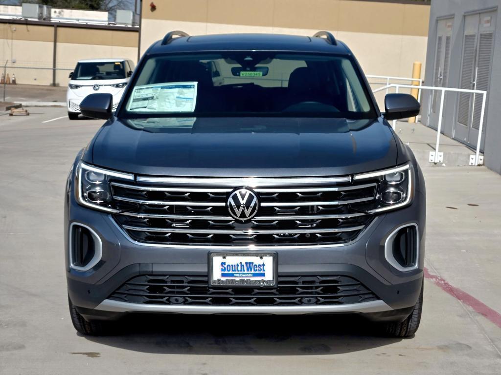 new 2025 Volkswagen Atlas car, priced at $42,186