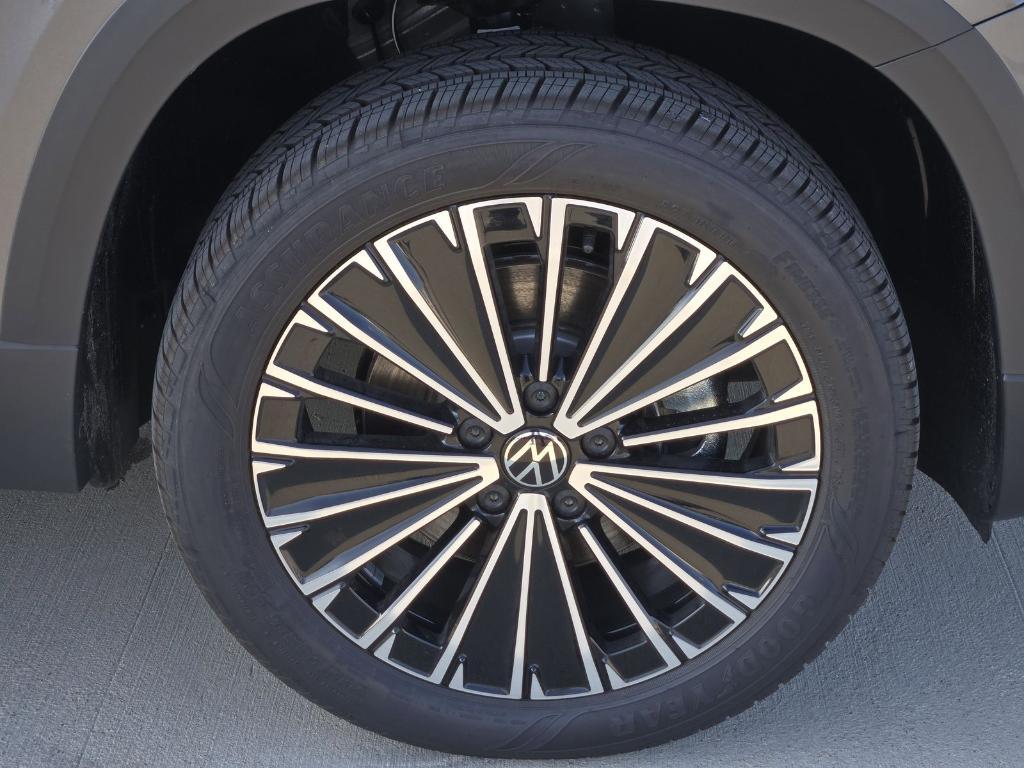 new 2025 Volkswagen Taos car, priced at $27,734