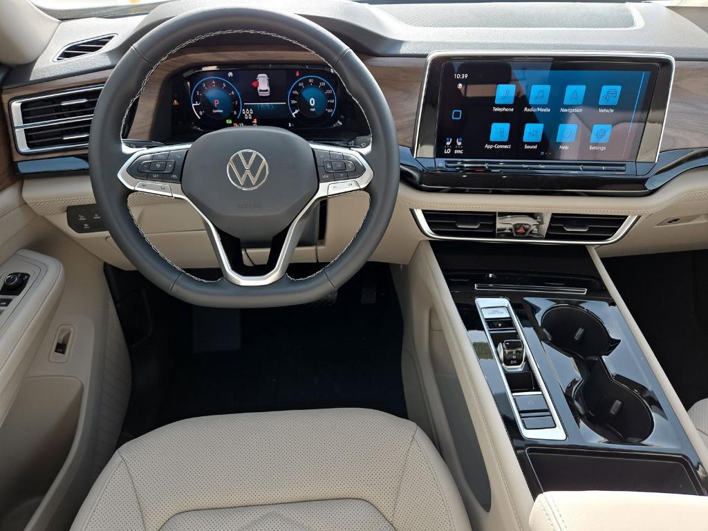 new 2025 Volkswagen Atlas car, priced at $41,158
