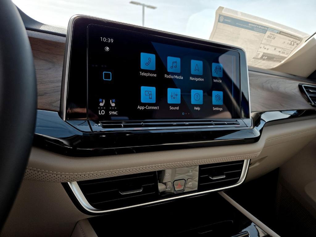 new 2025 Volkswagen Atlas car, priced at $41,158