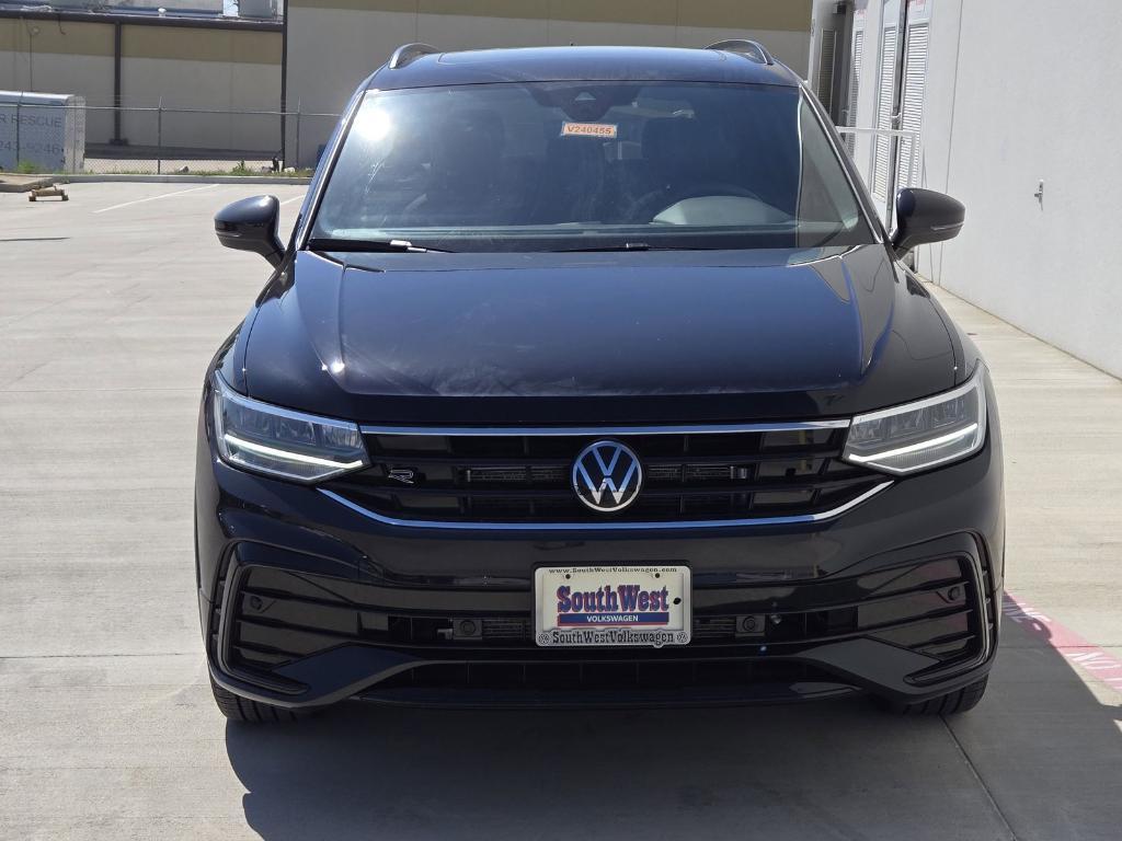 new 2024 Volkswagen Tiguan car, priced at $31,803