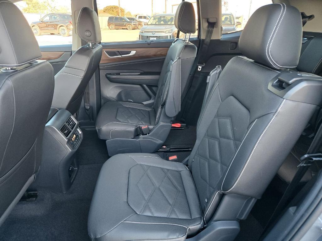 new 2026 Volkswagen Atlas car, priced at $45,971