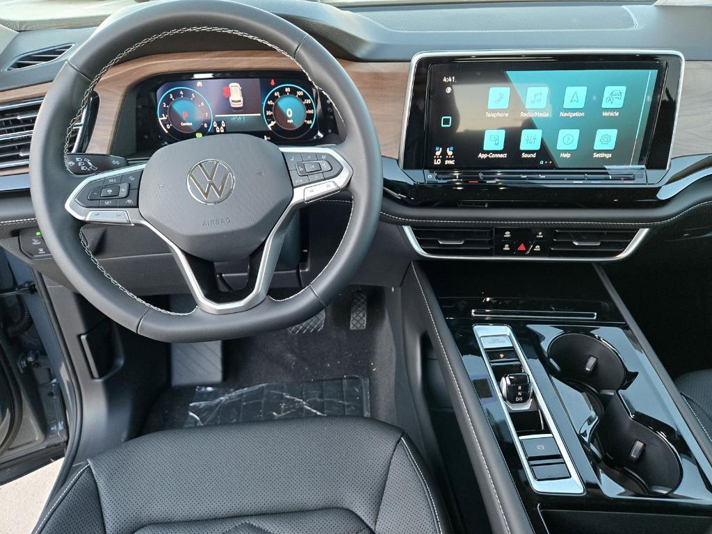 new 2026 Volkswagen Atlas car, priced at $45,971