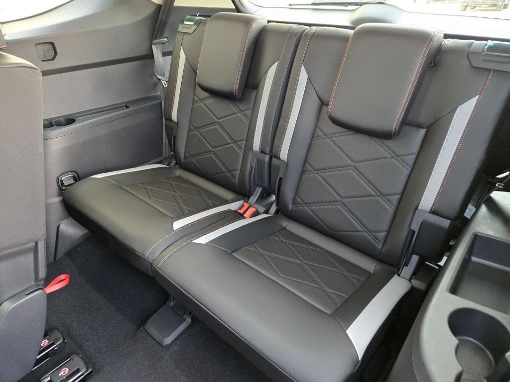 new 2025 Volkswagen Atlas car, priced at $45,153