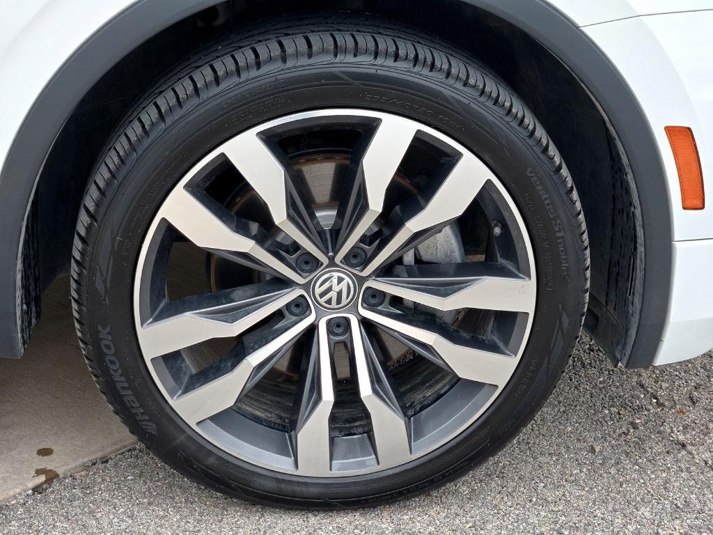used 2021 Volkswagen Tiguan car, priced at $26,169