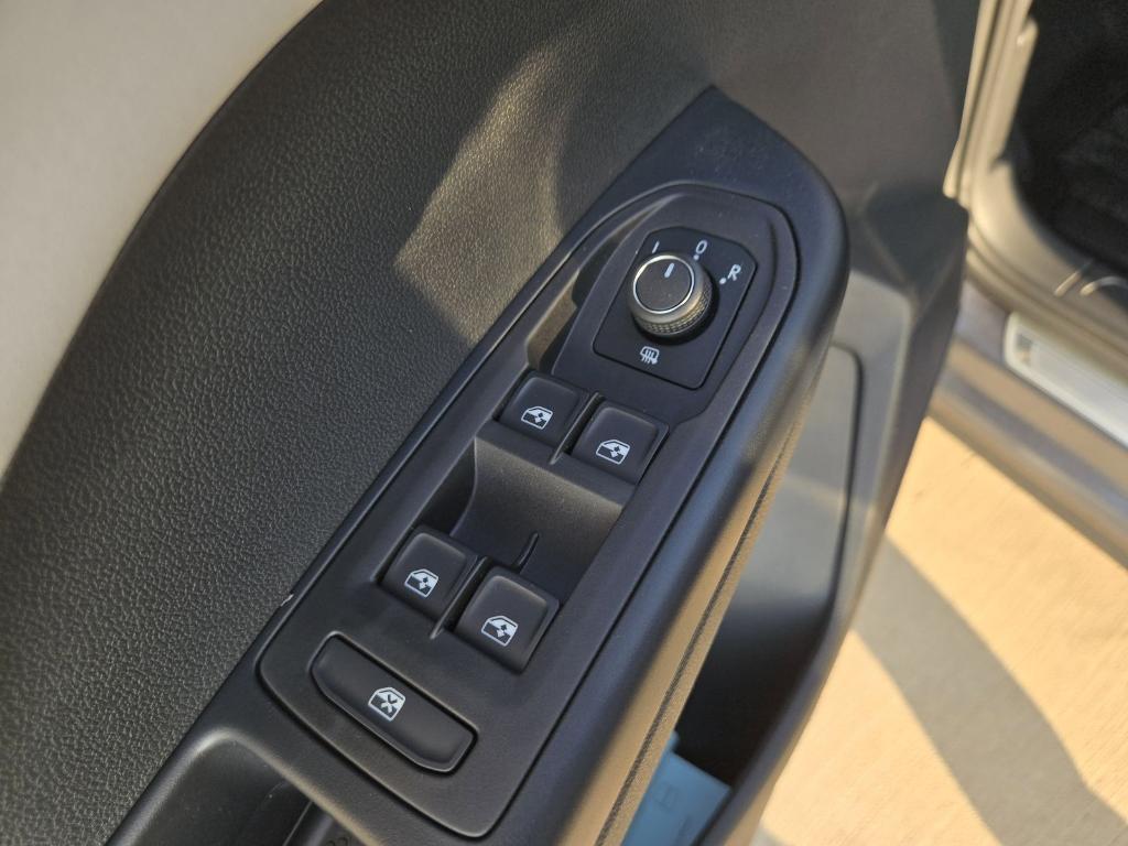 new 2025 Volkswagen Taos car, priced at $26,678