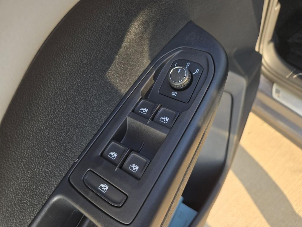 new 2025 Volkswagen Taos car, priced at $26,678