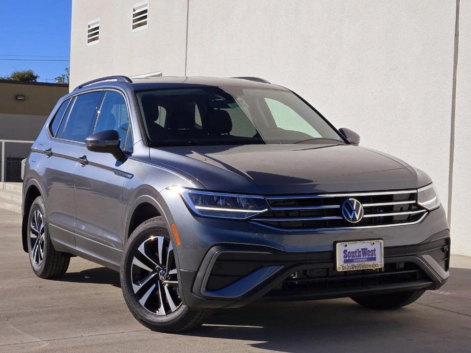 new 2024 Volkswagen Tiguan car, priced at $27,452