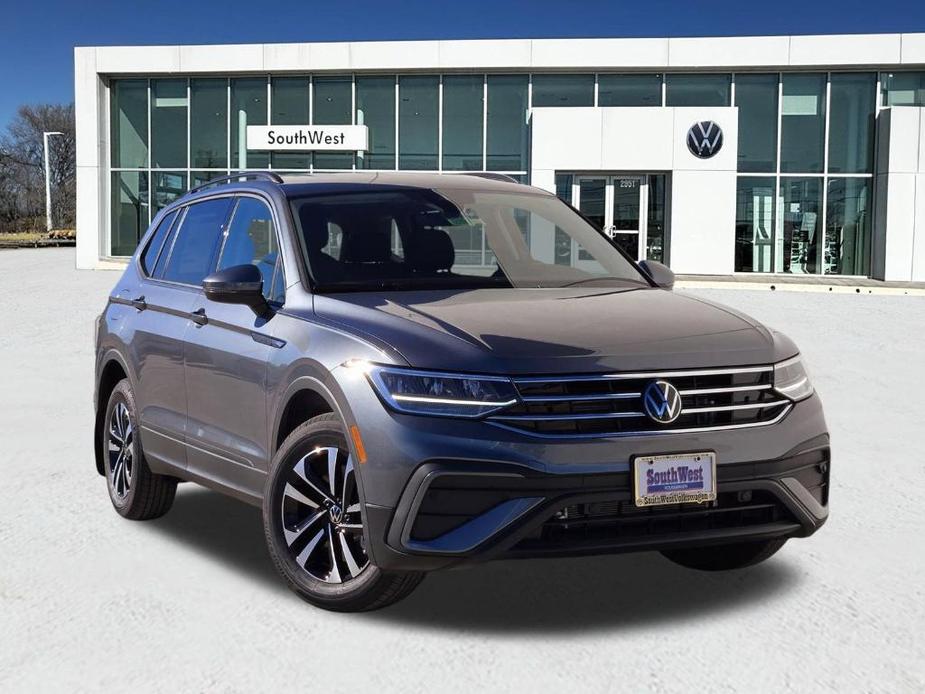 new 2024 Volkswagen Tiguan car, priced at $27,452