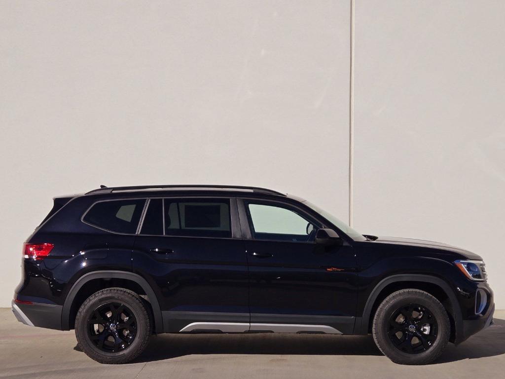 new 2025 Volkswagen Atlas car, priced at $45,390