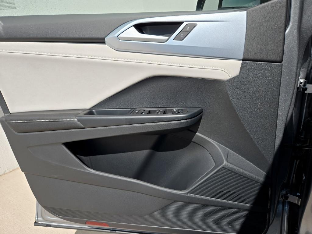 new 2025 Volkswagen Taos car, priced at $25,545