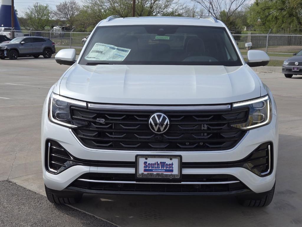 new 2025 Volkswagen Atlas Cross Sport car, priced at $50,263