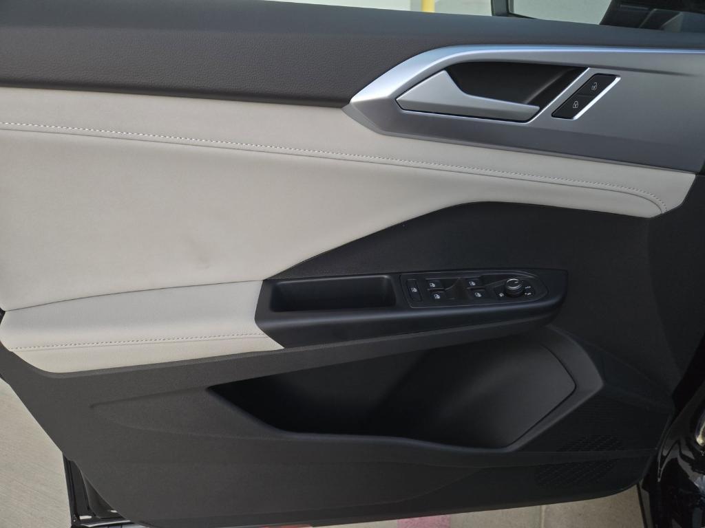 new 2025 Volkswagen Taos car, priced at $27,089