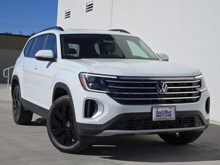 new 2025 Volkswagen Atlas car, priced at $42,297