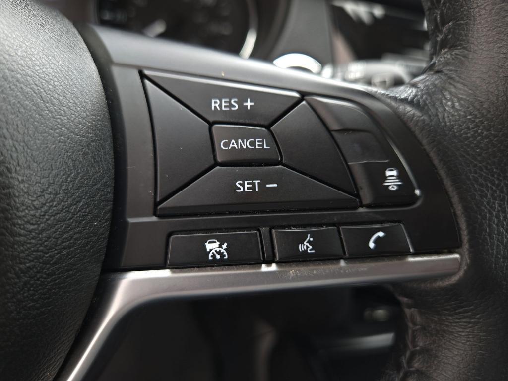 used 2018 Nissan Rogue car, priced at $13,501