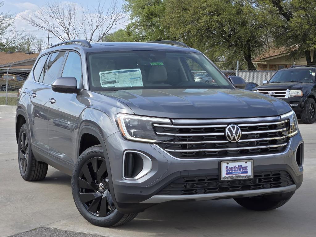 new 2025 Volkswagen Atlas car, priced at $42,715