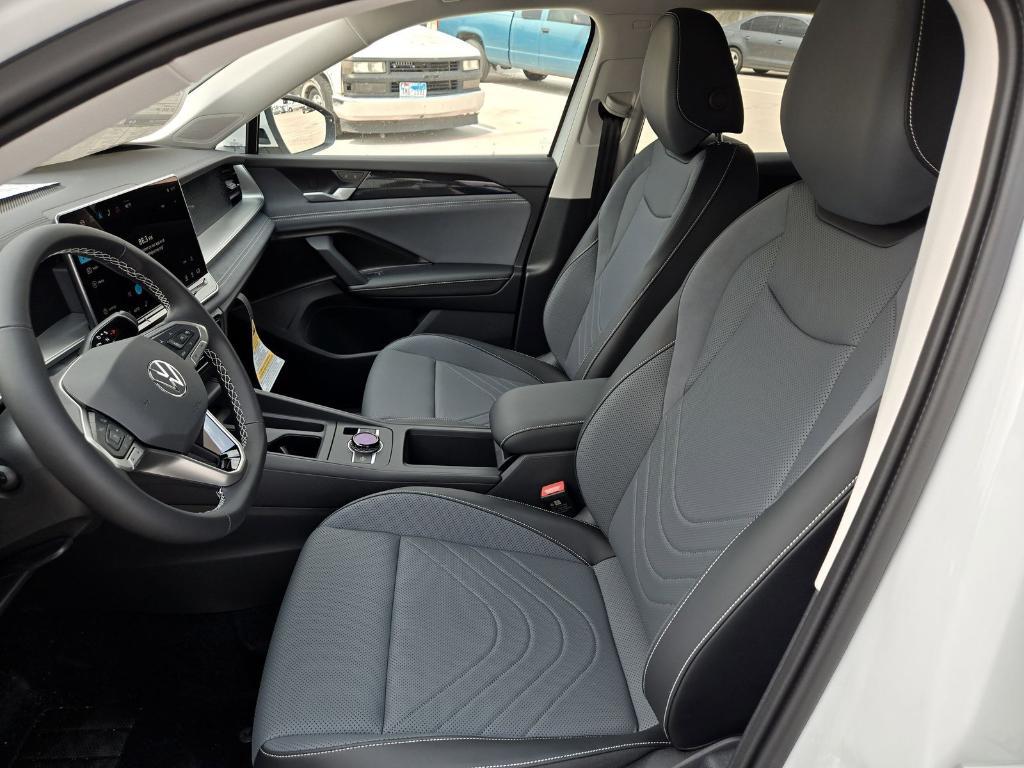 new 2025 Volkswagen Tiguan car, priced at $31,396