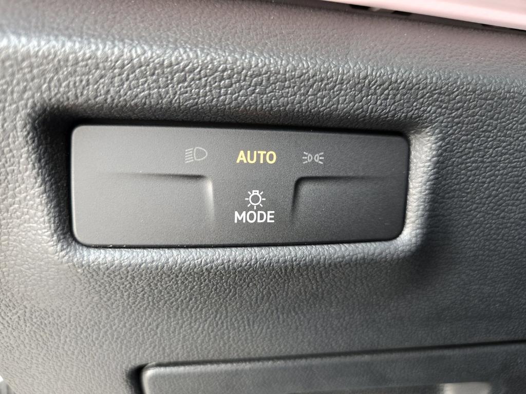 new 2025 Volkswagen Tiguan car, priced at $31,396