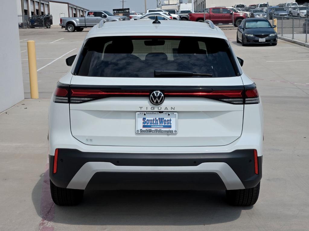 new 2025 Volkswagen Tiguan car, priced at $31,396