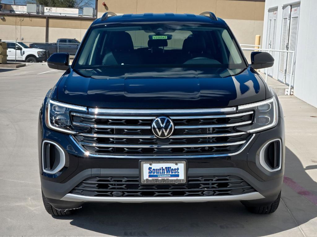 new 2026 Volkswagen Atlas car, priced at $41,911