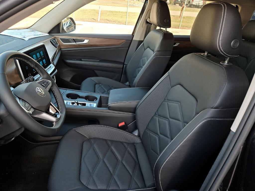 new 2026 Volkswagen Atlas car, priced at $41,911