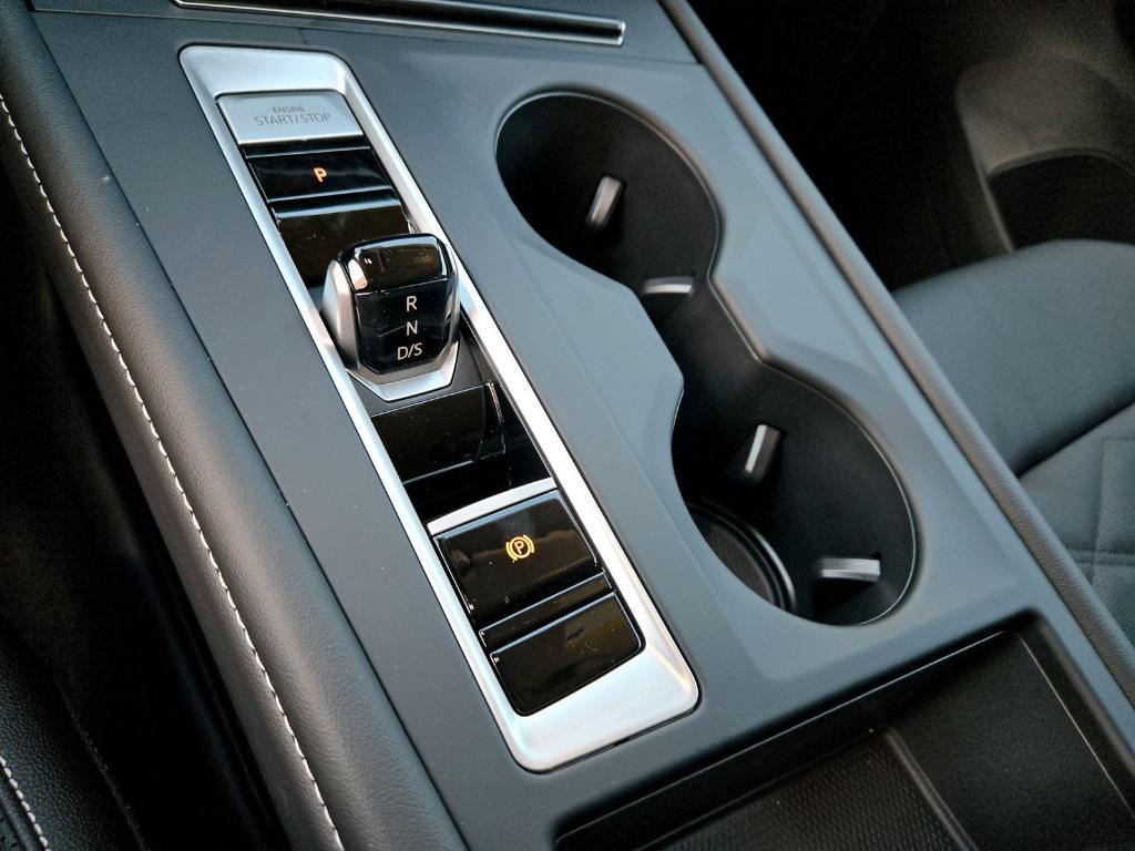 new 2026 Volkswagen Atlas car, priced at $41,911